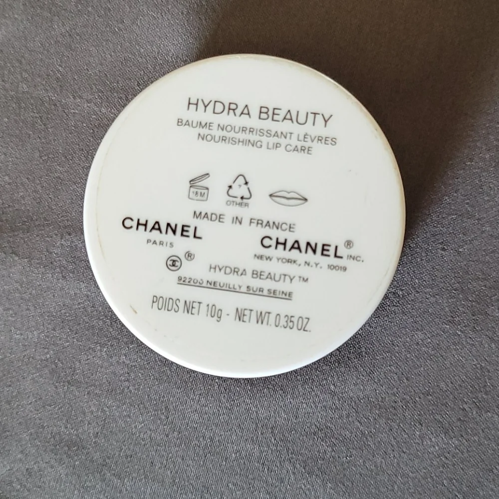 Chanel Lip Balm Pot - EMPTY - Picture 2 of 4